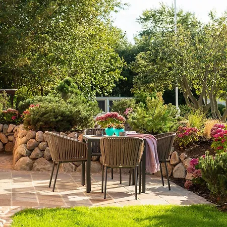 Calm Island 1 カイトゥム